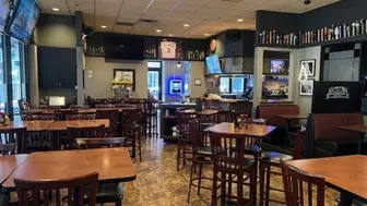 HSC High-Performing Downtown Bar & Restaurant | Favorable Lease