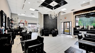 Successful, Established Beauty Salon in a Highly Visible Plaza