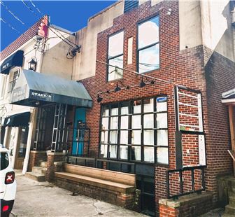 Shadyside bar-restaurant space for lease