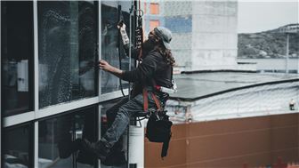 Profitable Window Cleaning Biz – Work 3hrs/day!!!