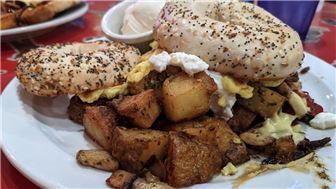 Longstanding Hugely Popular Café Chicago, IL - Over 28 Years!