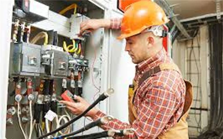 Industrial Electrician Services Company - SC2231