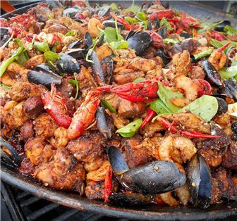 Popular Creole Dining Concept – Fully Equipped & Established