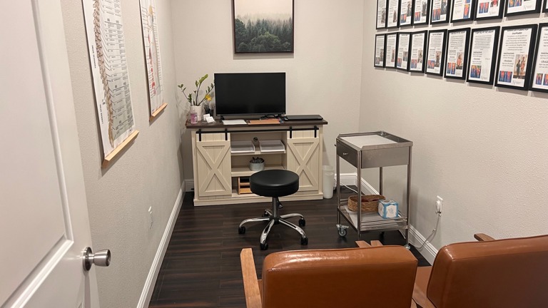 4 exam rooms all the same furniture and set up 