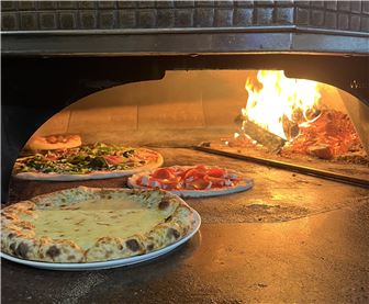 HIGH TRAFFIC Italian Pizza Restaurant for Sale in Alexandria!