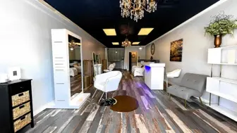 Upscale Turn-Key Beauty Salon