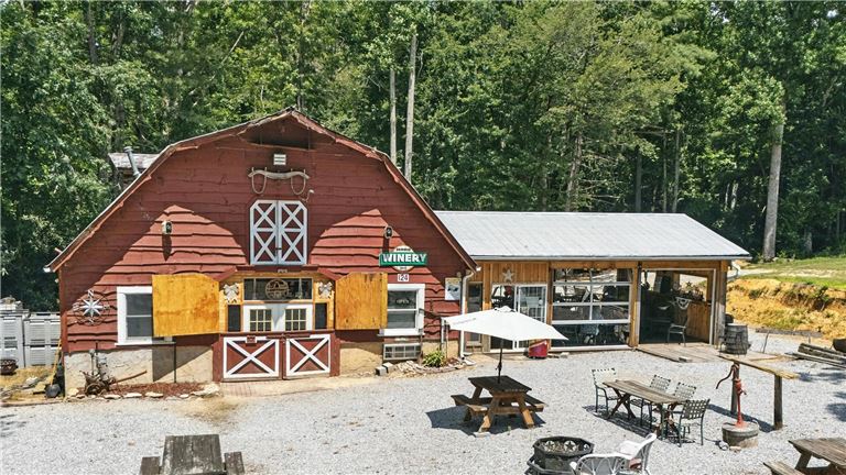 Tasting Room and Winery