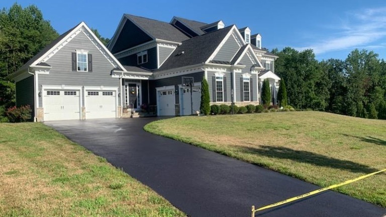 Residential Driveway Seal Coating