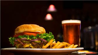 High-Volume Trendy Upscale Restaurant & Bar-Sales Over $1.6 Million!