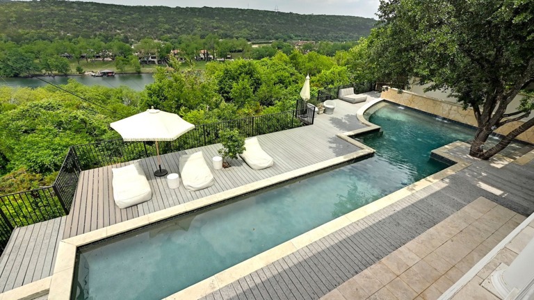 Lake Austin Luxury Lakehouse Rental