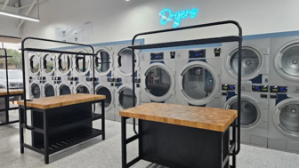 Upscale, High-Efficiency Laundromat for Sale – Modern Design