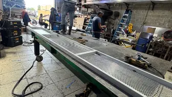 Welding shop fully equipped and operating with clients