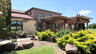 listing-image