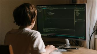 Educational Platform | Programming Vertical | 90% Recurring Revenue