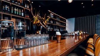 Profitable Bar/Liquor/Gift/Gaming Store with Real Estate
