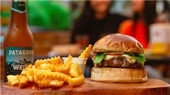 Pub for Sale in PERFECT Jacksonville location! $1.4 Million in Sales