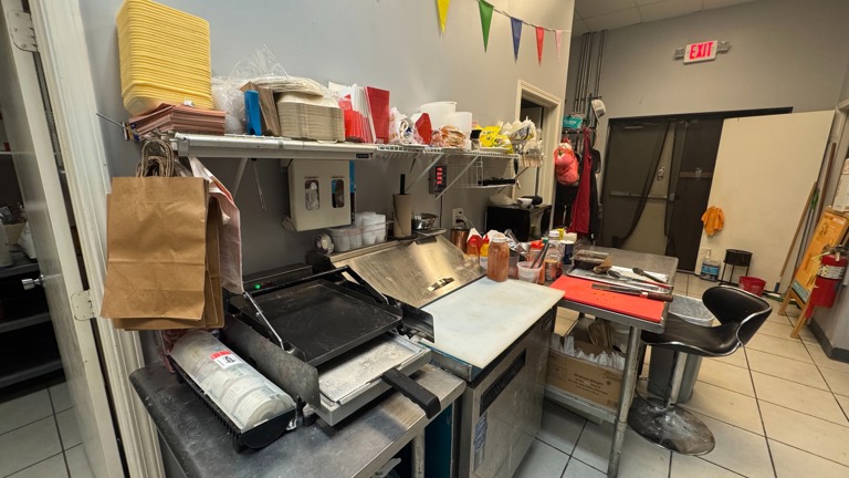 Food Prepping Area
