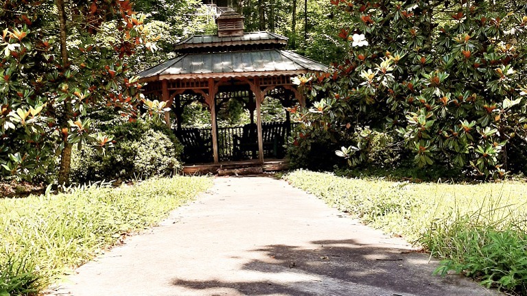 Gazebo wedding site