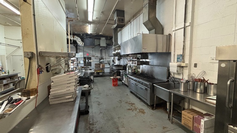 Kitchen_Catering_Area