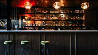 Established Restaurant and Bar - Over 1.1 M in Sales - Prime Location