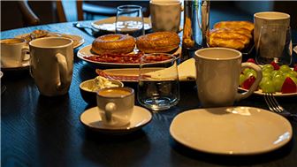 Profitable Franchise Cafe for Sale ? HIGH Sales! Prime Location!