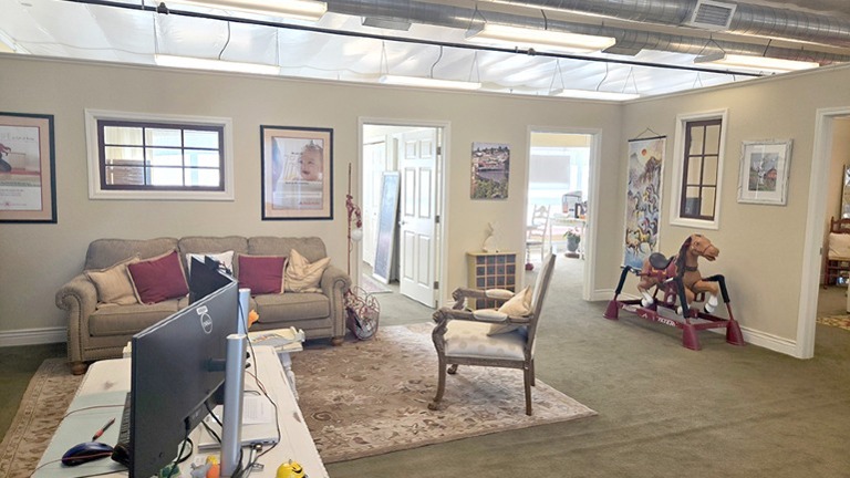 Upstairs Lobby to 4 offices