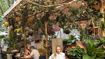 Beautiful Indoor-Outdoor Restaurant with Liquor license