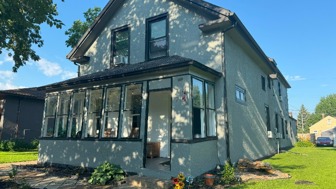 listing-image