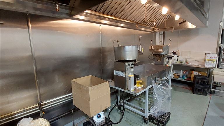 Kettle corn production