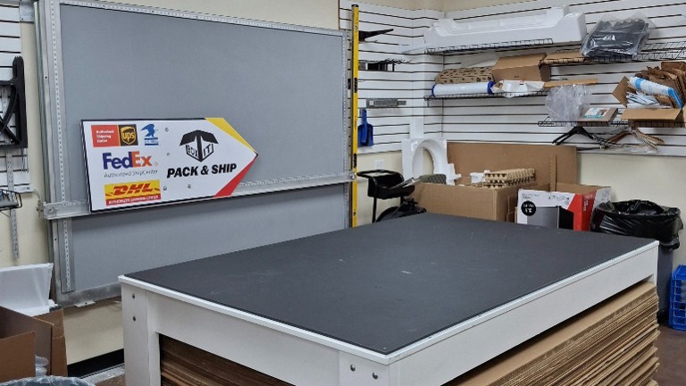 Packing Table