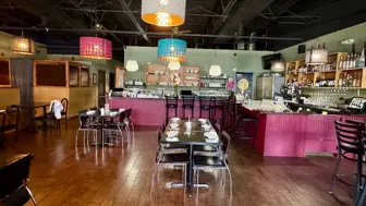 Established Restaurant Business FS: Culinary Icon-Loyal Customer Base