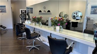 Well Located Hair Salon for Sale in New York