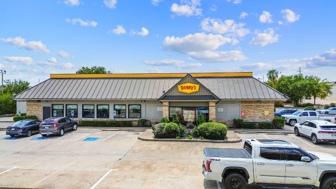 Freestanding Denny’s on Prime FM 1960 Frontage