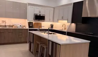 Beautiful Kitchen & Cabinet Showroom in Bergen County NJ #0335