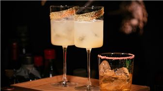Stunning Designer Bar & Lounge - Turnkey High-End Opportunity