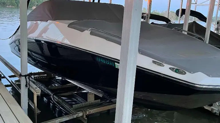 Jet Boat, Lift, Trailer & Dock Lease Included in Restaurant Sale