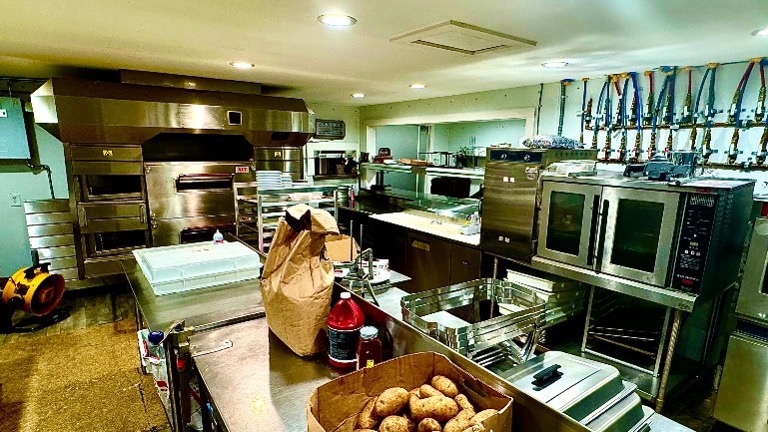 Pizza Kitchen & Ovens