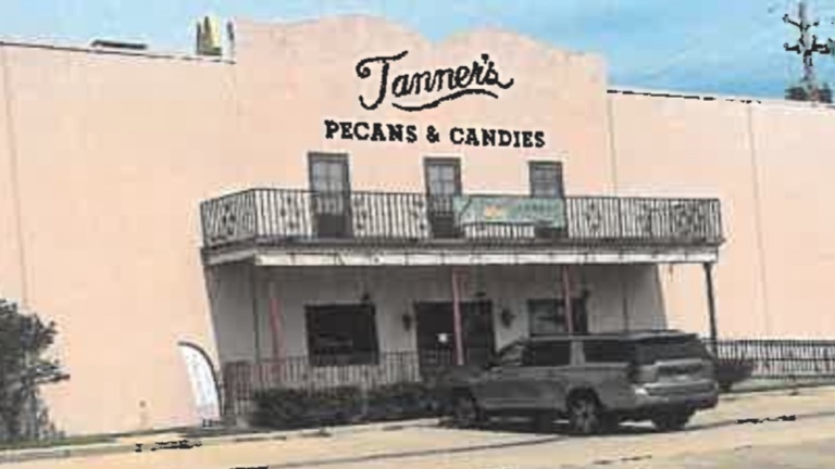 Tanners Pecans & Candies