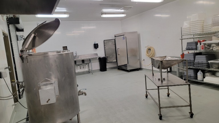 Hot/Cook room