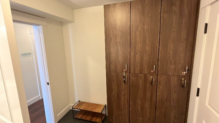 Women's Lockers