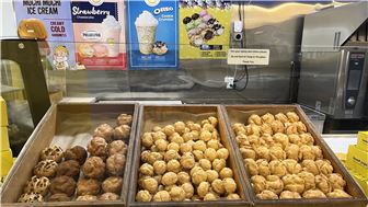 Franchise Cream Puffs with Boba shop in K Town
