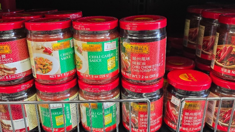 Various Asian Chilli Paste, regular Paste