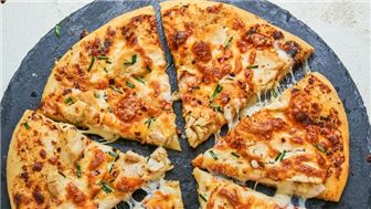 Absentee-Run Pizzeria & Restaurant – Big Growth Potential in Wolcott,