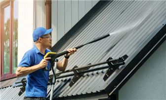 Pressure Washing Cleaning Service