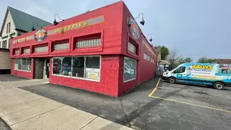 Well Established Convenience Store With Pizzeria/Deli