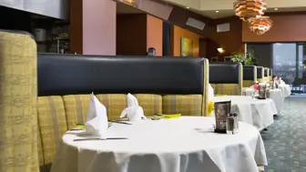 Long-Established Fine Dining Restaurant with Real Estate