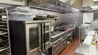 Super high traffic-$2862 rent-ideal Mex Food location