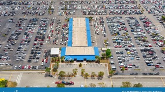 Established Car Dealership in excellent location with cheap rent!