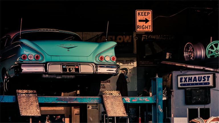 Auto &amp; Truck Parts Stores