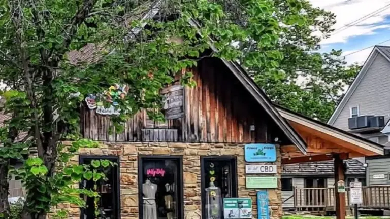 Quaint Building Quaint Building